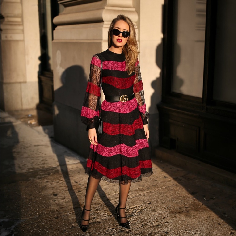 Elegant Black and Pink Lace Dress